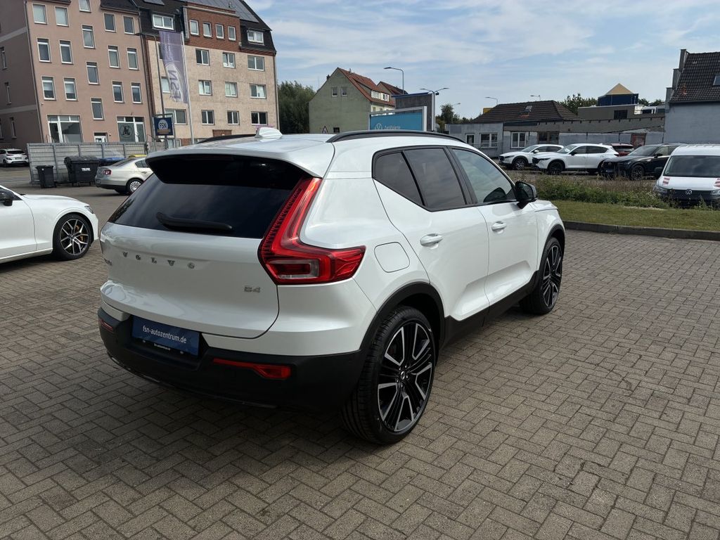 Volvo XC40 2024
