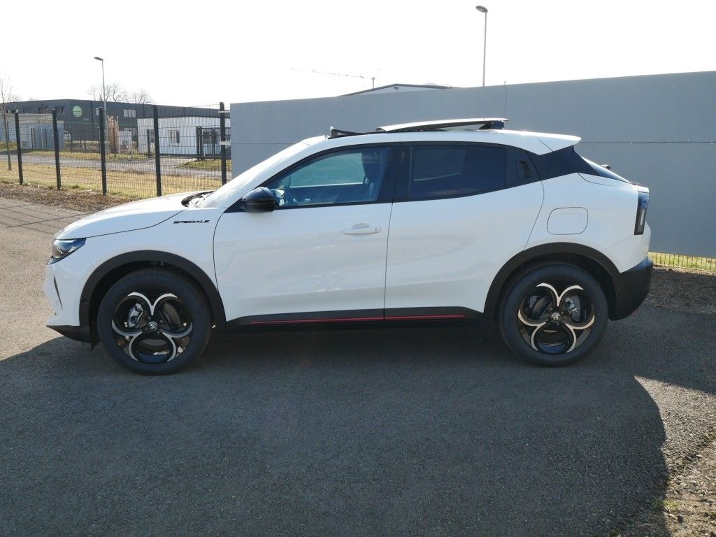 Alfa Romeo Junior 2025