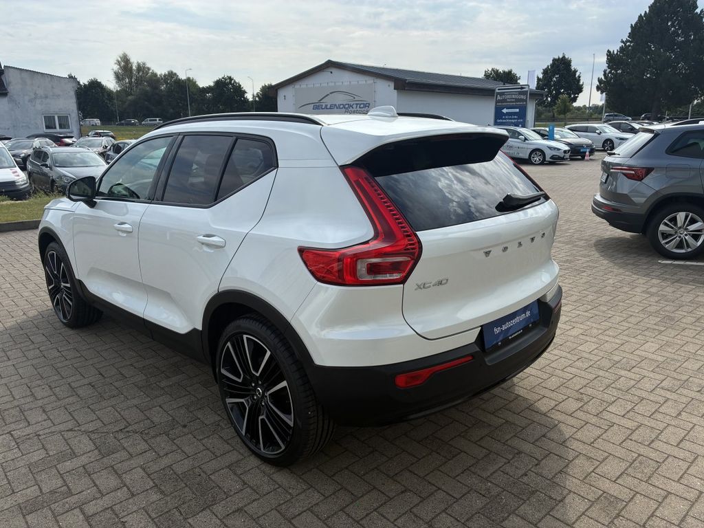 Volvo XC40 2024