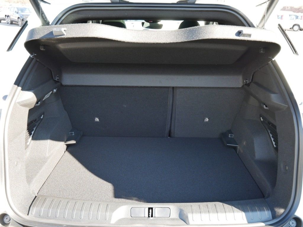 Alfa Romeo Junior 2025