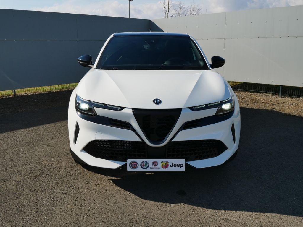 Alfa Romeo Junior 2025