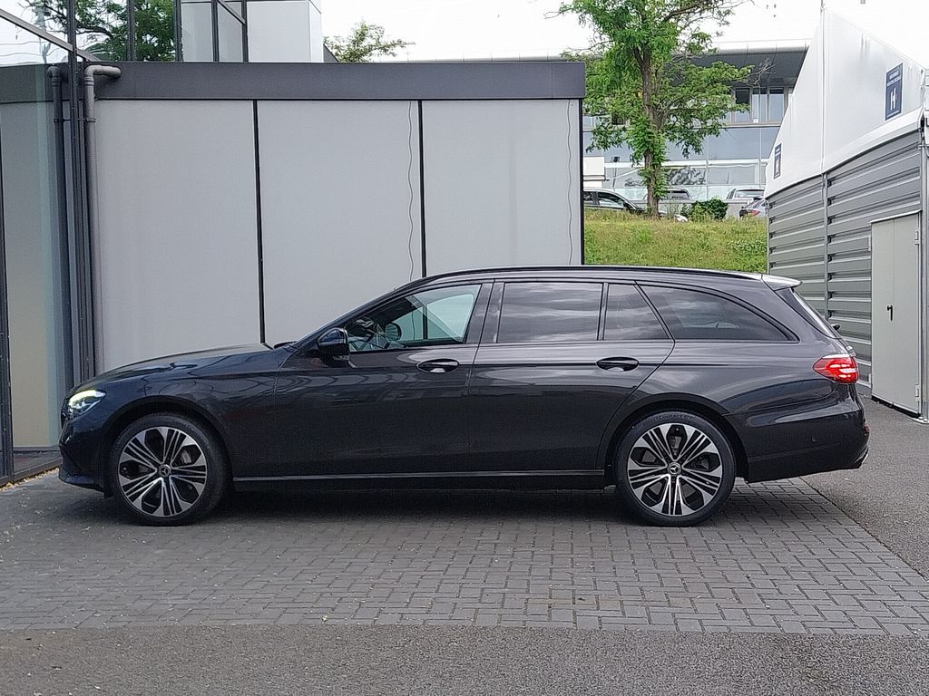Mercedes-Benz E 300 2022