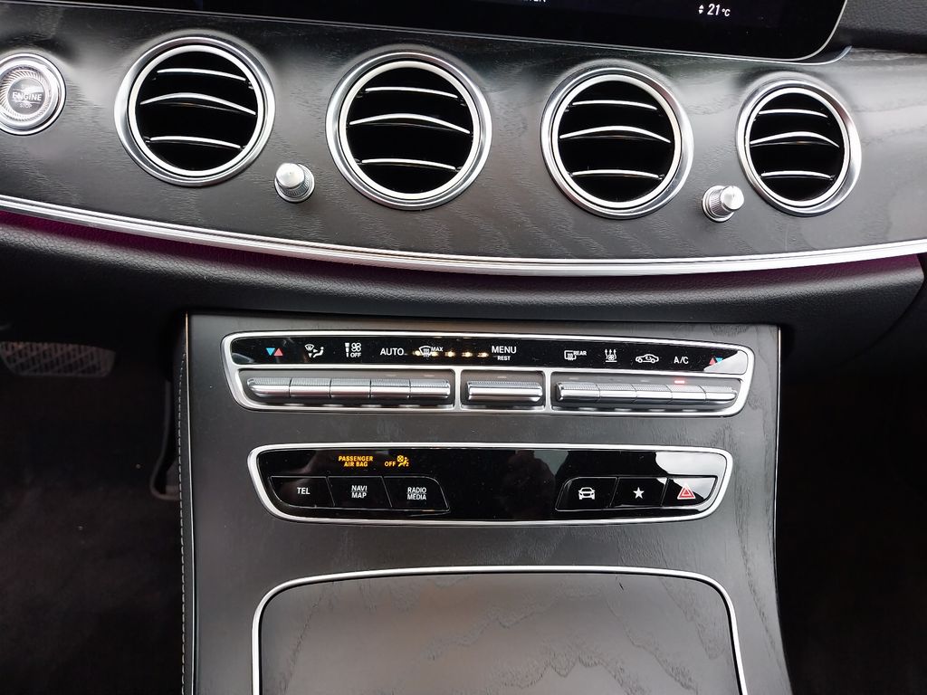 Mercedes-Benz E 300 2022