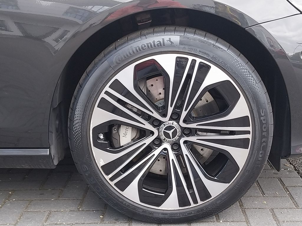 Mercedes-Benz E 300 2022