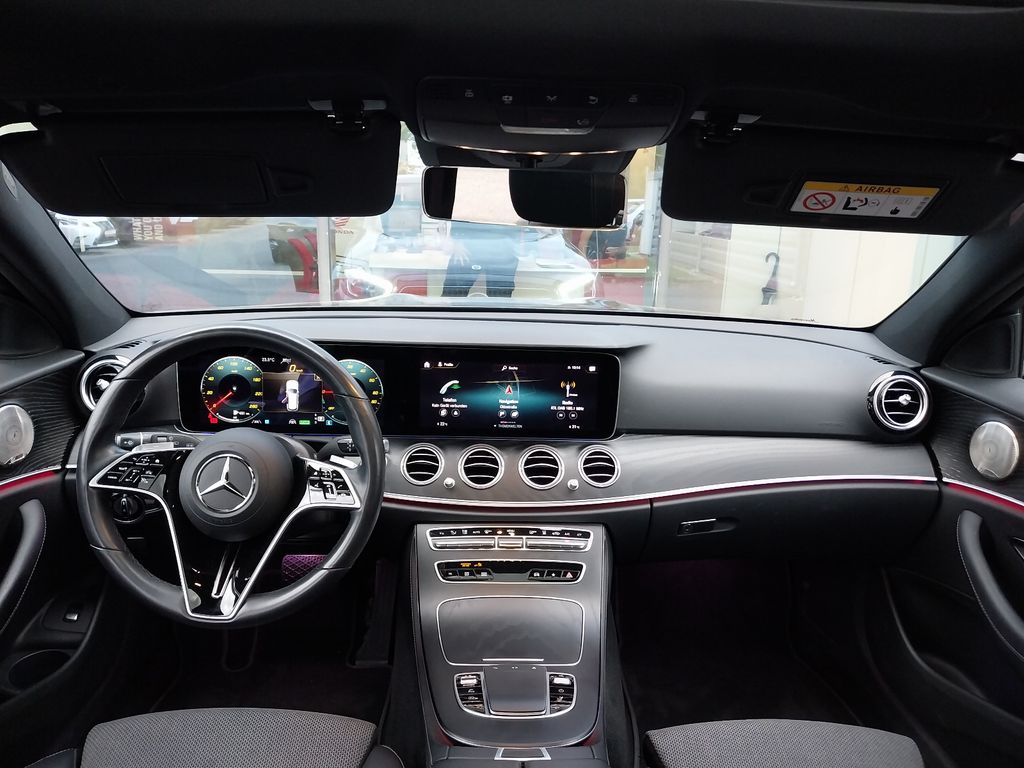 Mercedes-Benz E 300 2022
