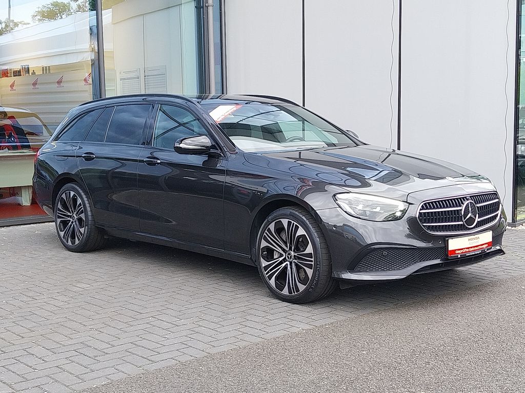 Mercedes-Benz E 300 2022