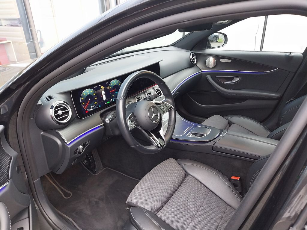 Mercedes-Benz E 300 2022