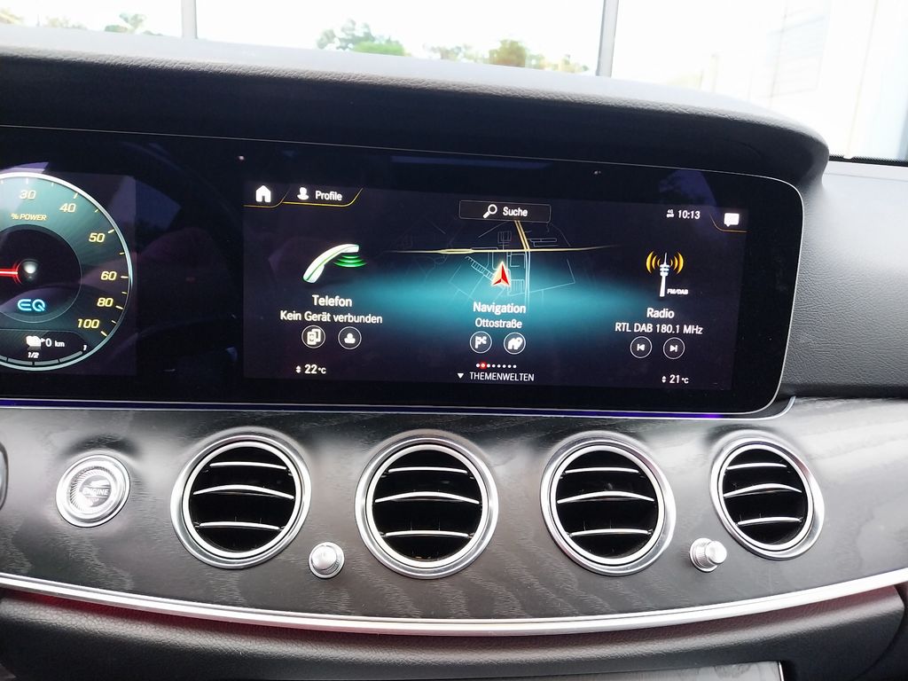 Mercedes-Benz E 300 2022