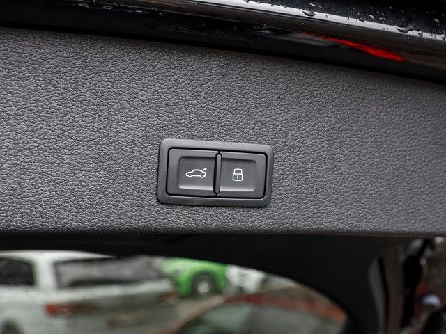 Audi SQ2 2024