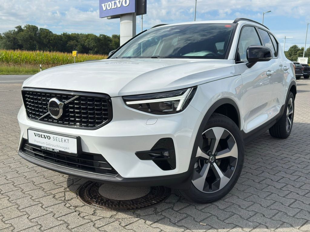Volvo XC40 2024