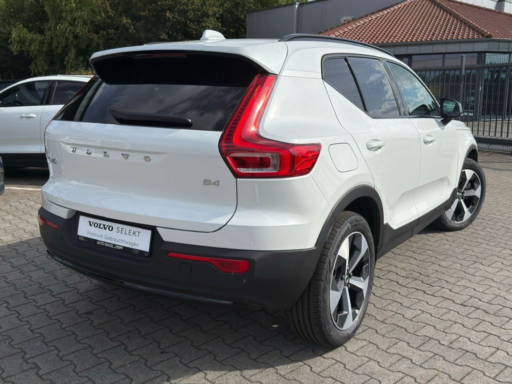 Volvo XC40 2024