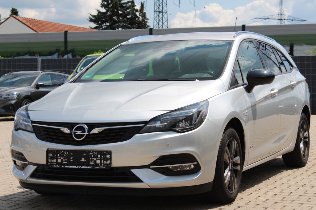 Opel Astra 2022