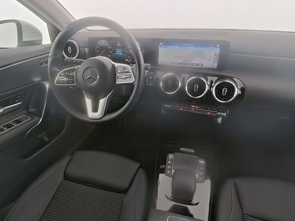 Mercedes-Benz A 220 2022