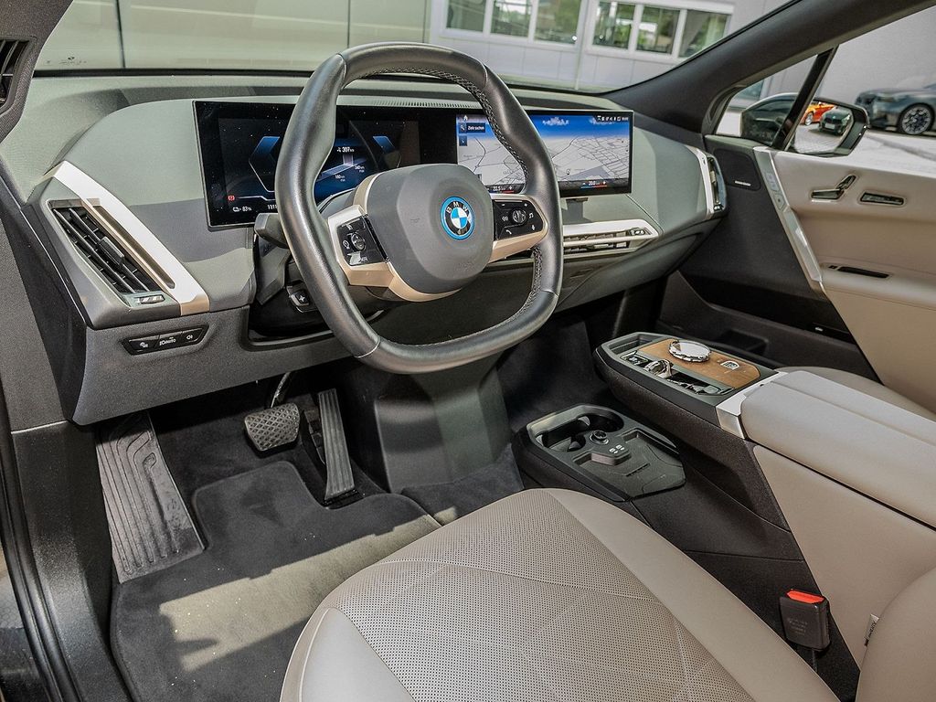 BMW iX 2022