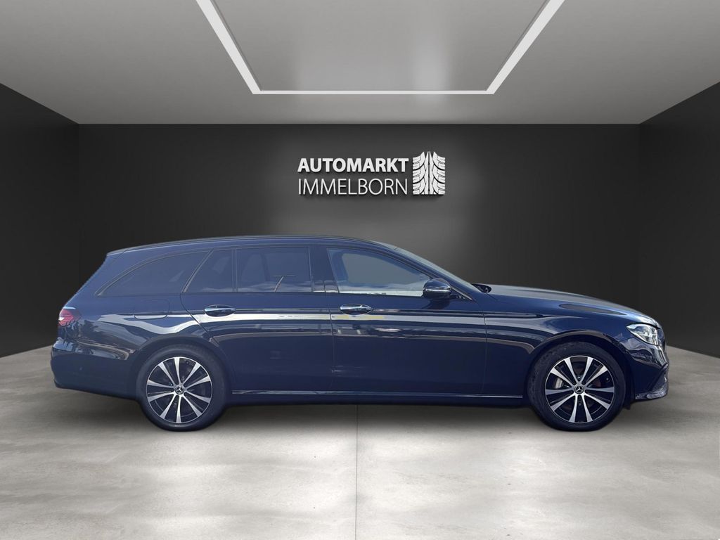Mercedes-Benz E 300 2022
