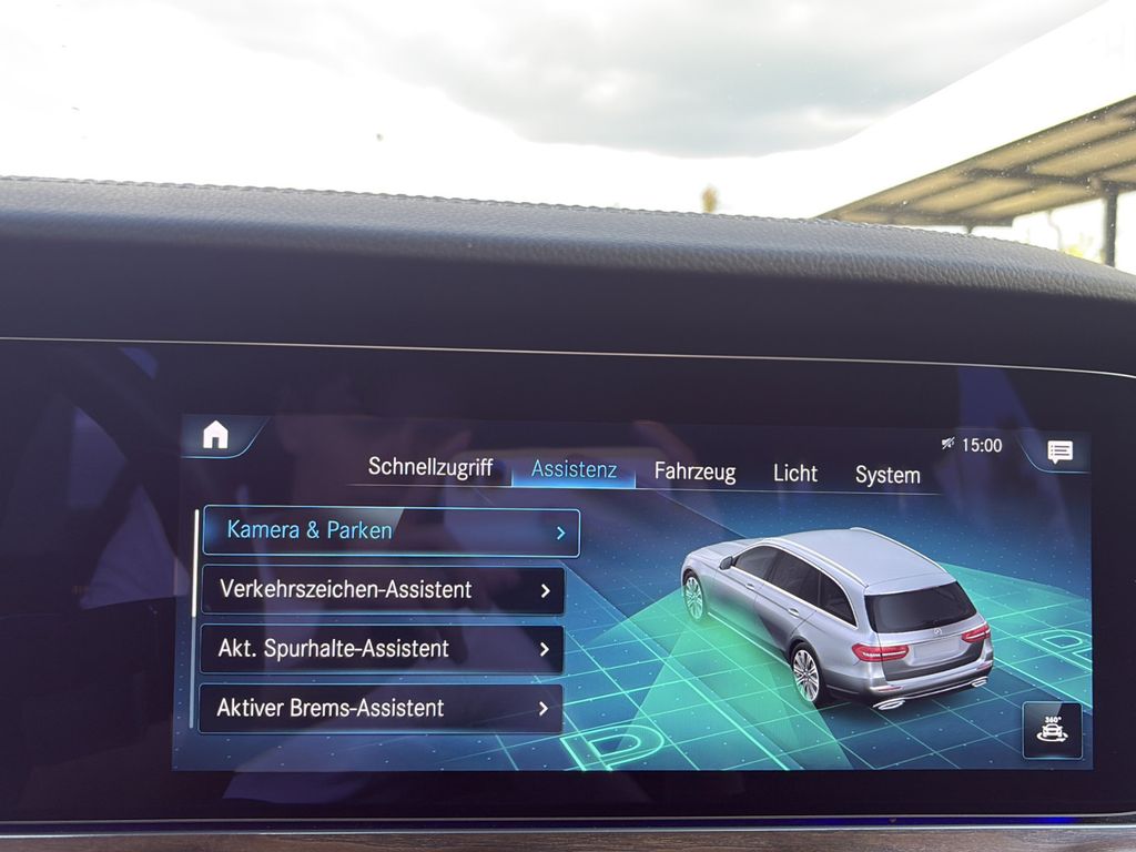 Mercedes-Benz E 300 2022