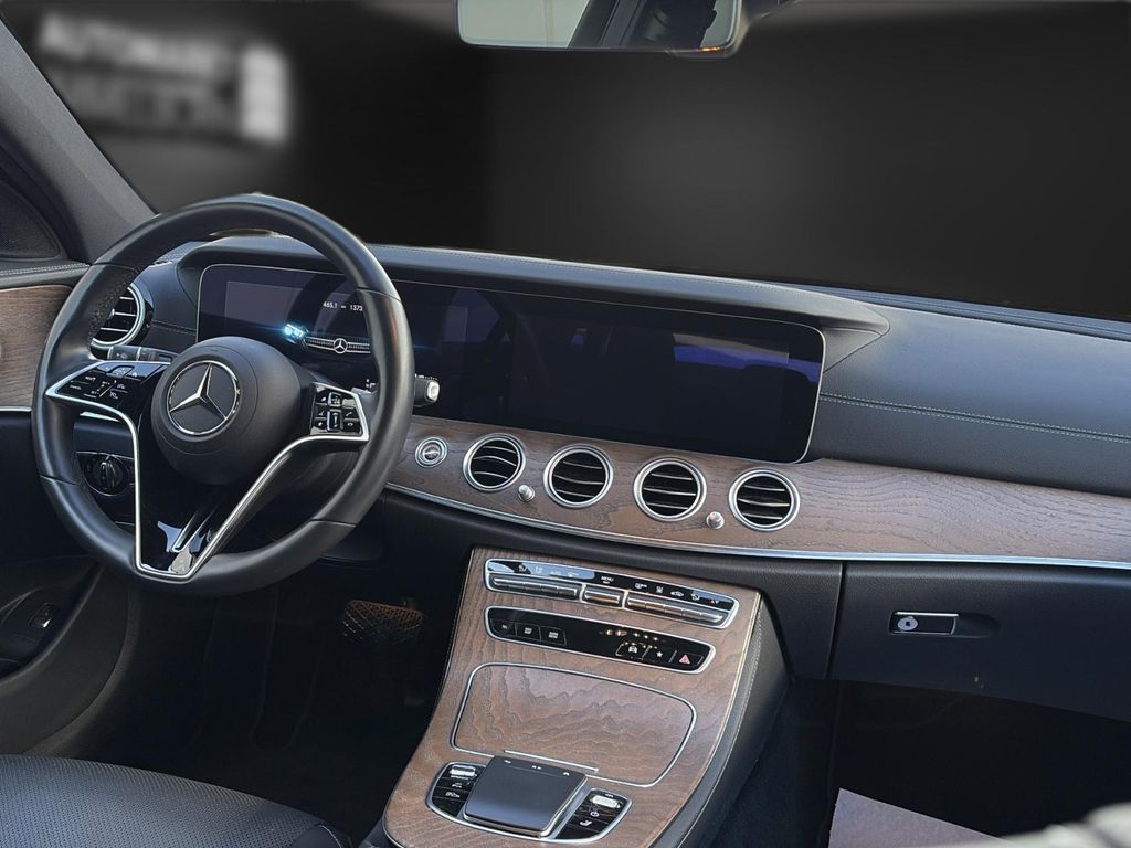 Mercedes-Benz E 300 2022