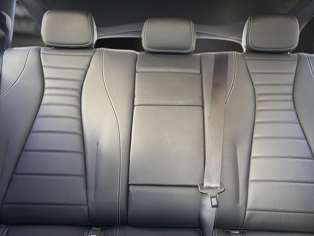 Mercedes-Benz E 300 2022