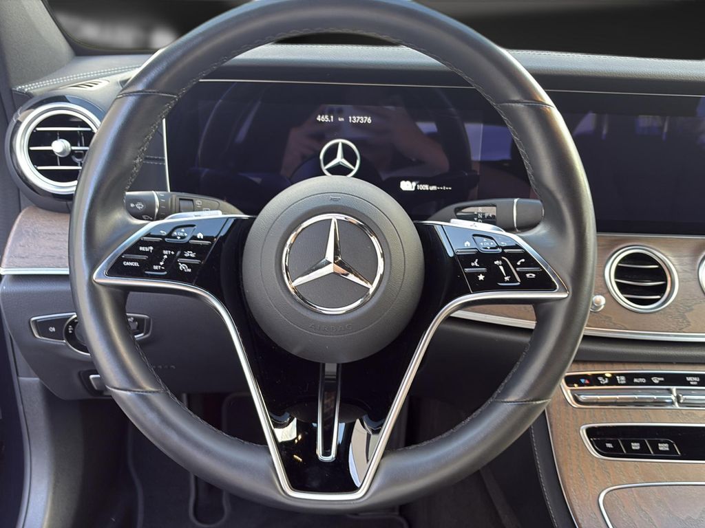 Mercedes-Benz E 300 2022