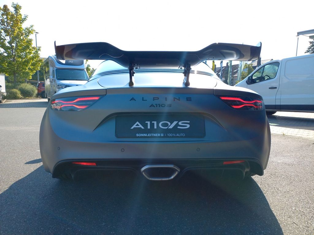 Alpine A110 2024