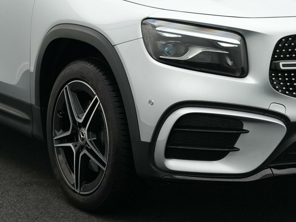 Mercedes-Benz GLB 200 2024