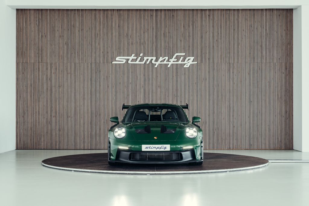 Porsche 992 2024