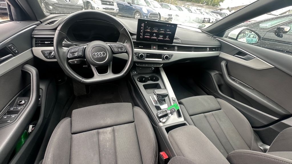 Audi A4 2022