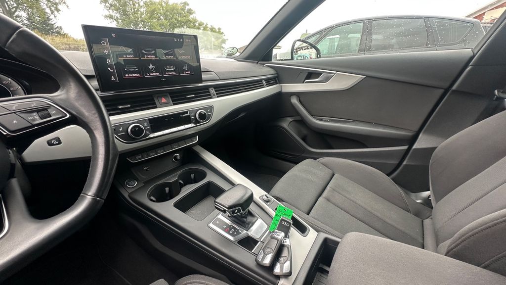 Audi A4 2022
