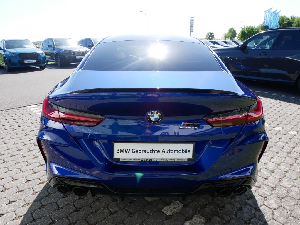 BMW M8 2022
