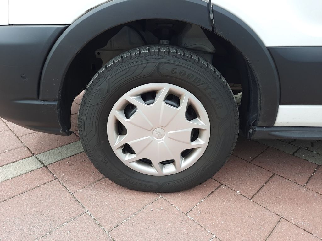 Ford Transit 2024
