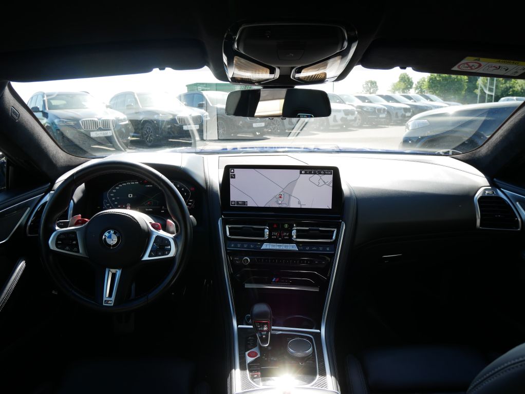 BMW M8 2022