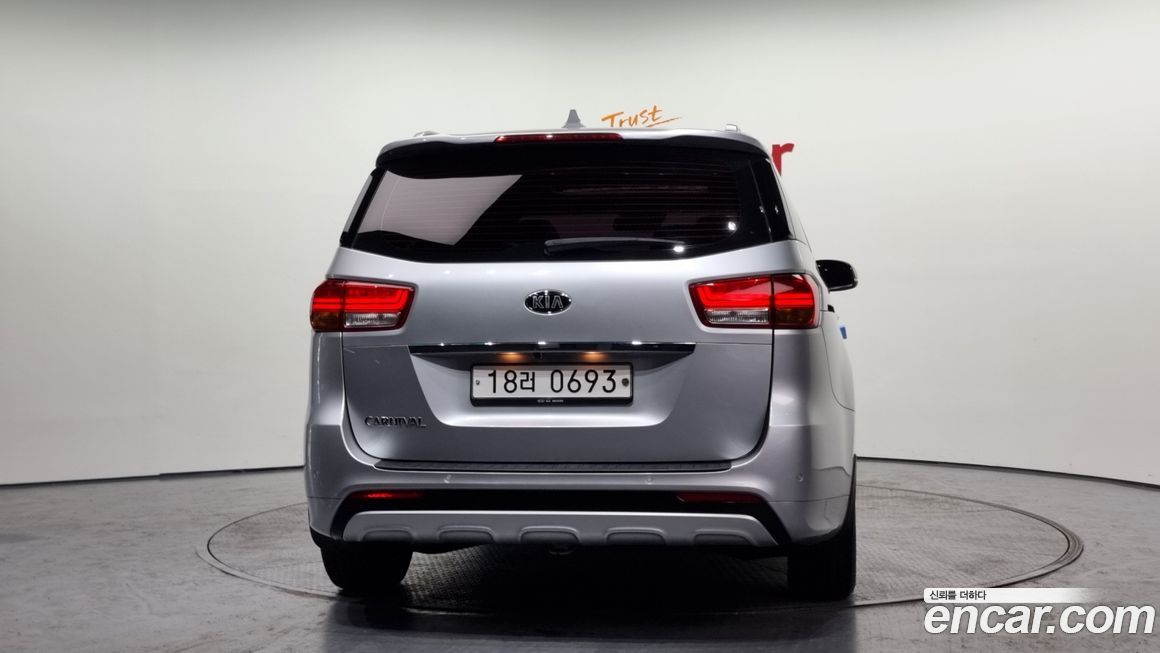 Kia Canival 2017