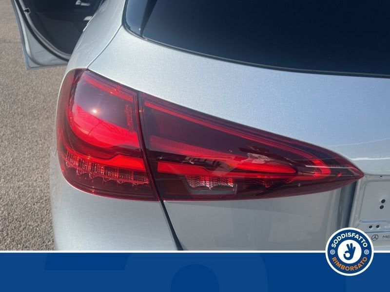 Mercedes-Benz A 180 2025