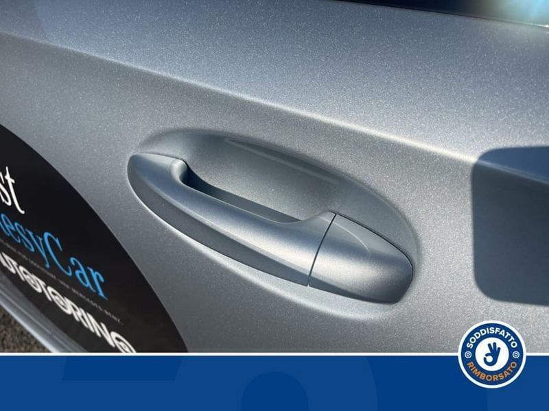 Mercedes-Benz A 180 2025