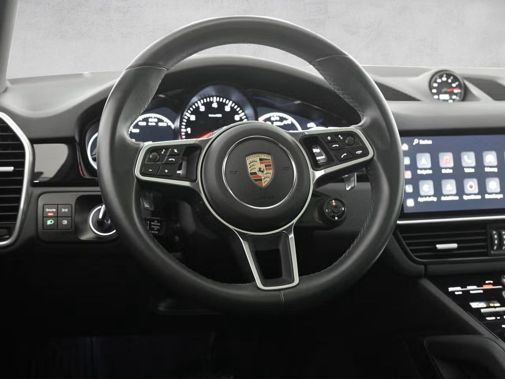 Porsche Cayenne 2022