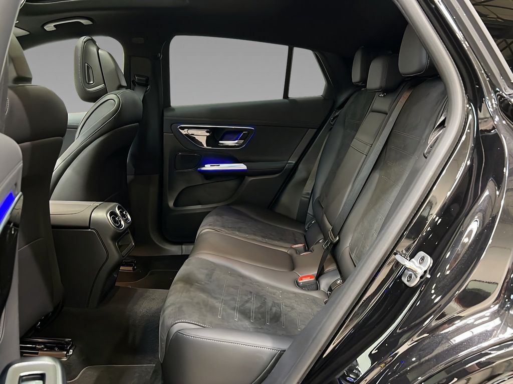 Mercedes-Benz GLC 300 2025