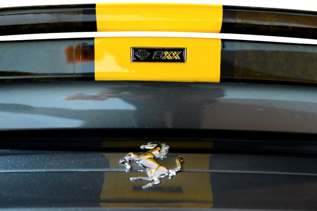 Ferrari 812