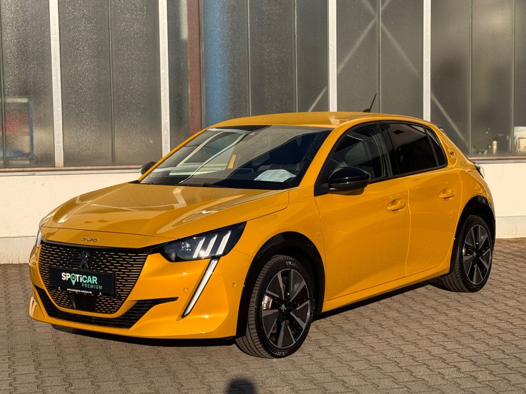 Peugeot 208 2021