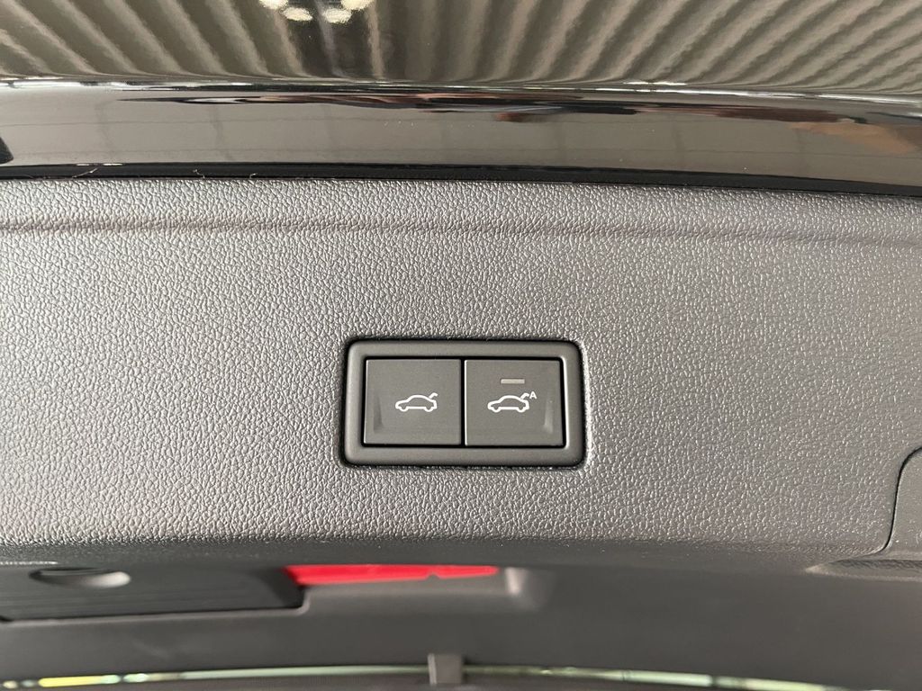 Volkswagen Touareg 2025