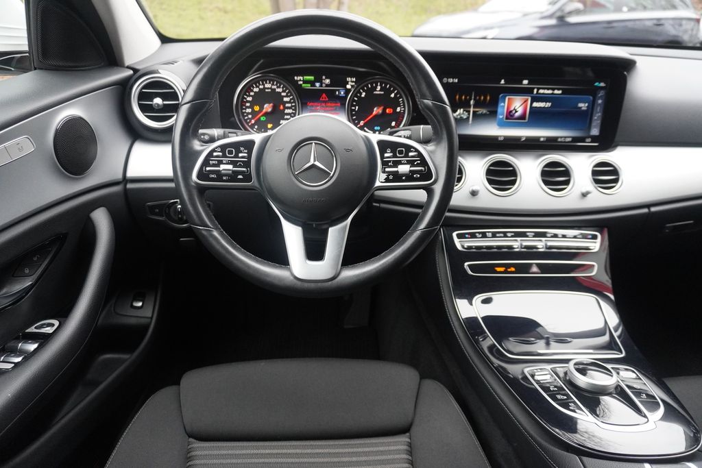 Mercedes-Benz E 300 2020