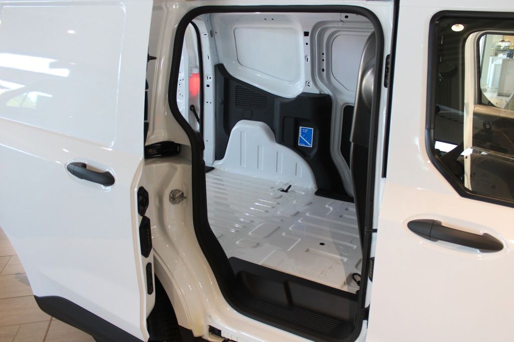 Ford Transit Courier 2025