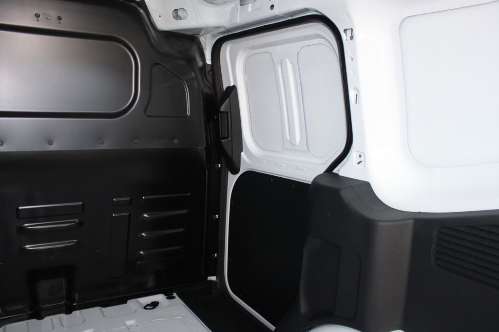 Ford Transit Courier 2025