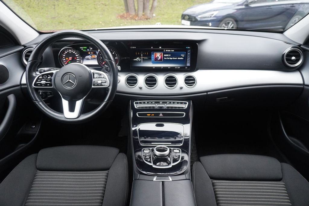 Mercedes-Benz E 300 2020