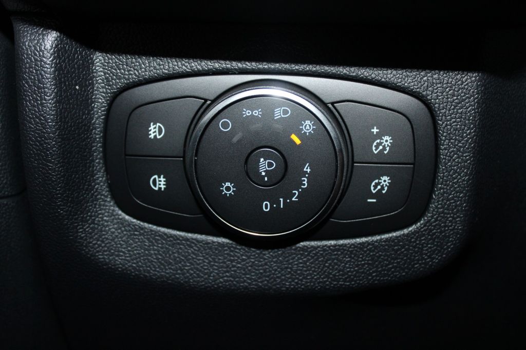 Ford Transit Courier 2025