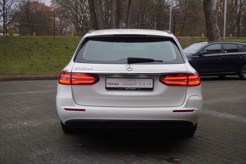 Mercedes-Benz E 300 2020