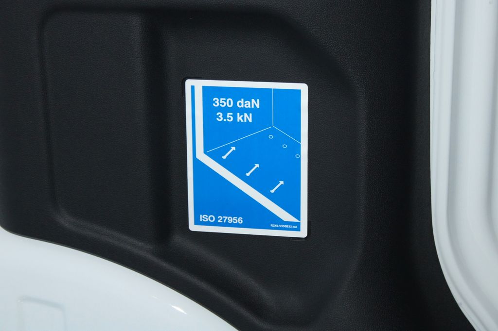 Ford Transit Courier 2025