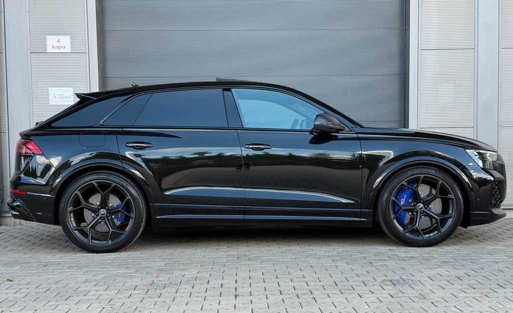 Audi RSQ8 2025