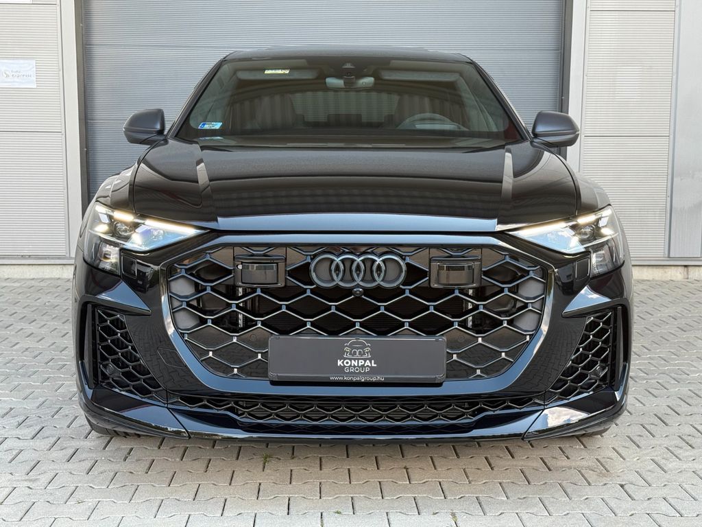 Audi RSQ8 2025