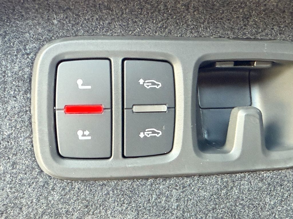 Audi RSQ8 2025