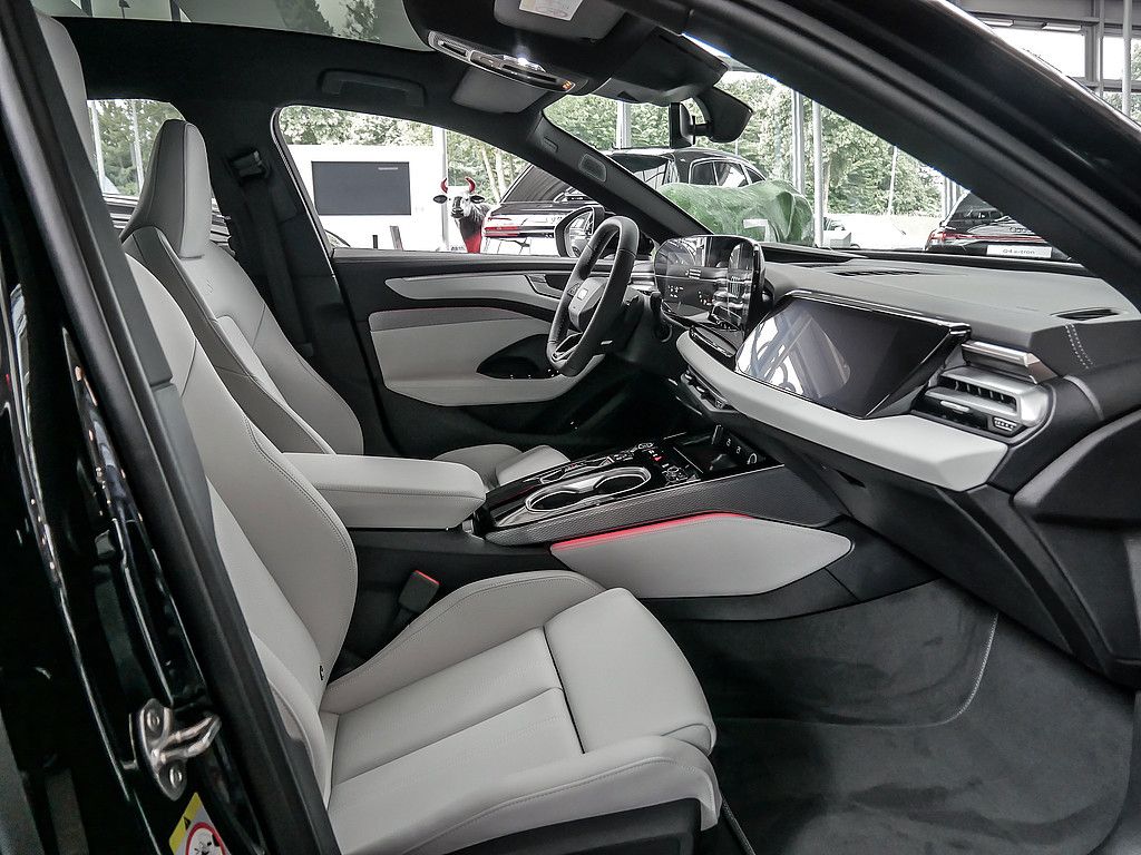 Audi A6 2025